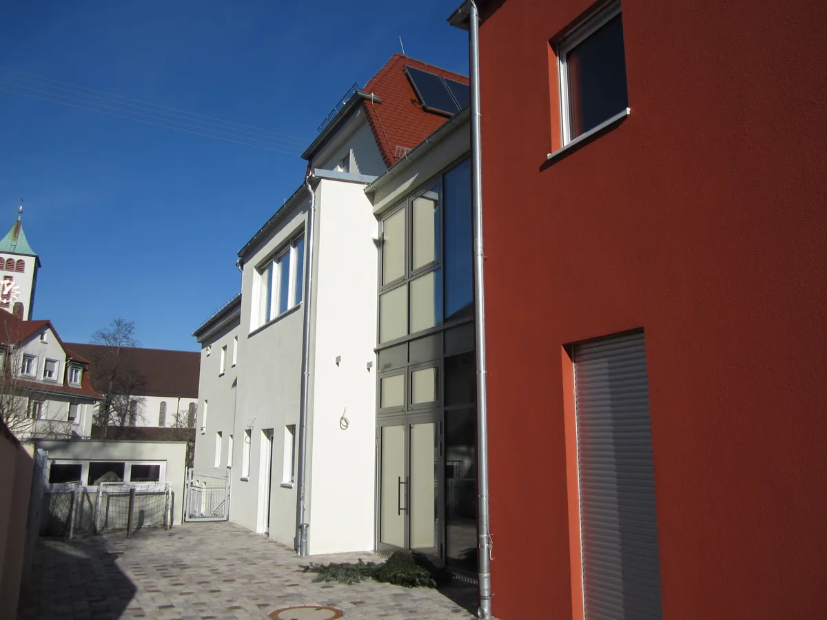 Umbau + Erweiterung Kindergarten + Wohnheim