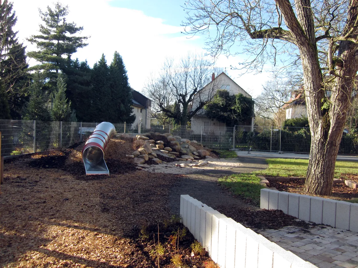 Umbau + Erweiterung Kindergarten + Wohnheim