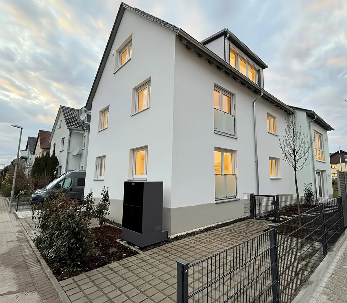 Umbau + Erweiterung 3-Familienhaus