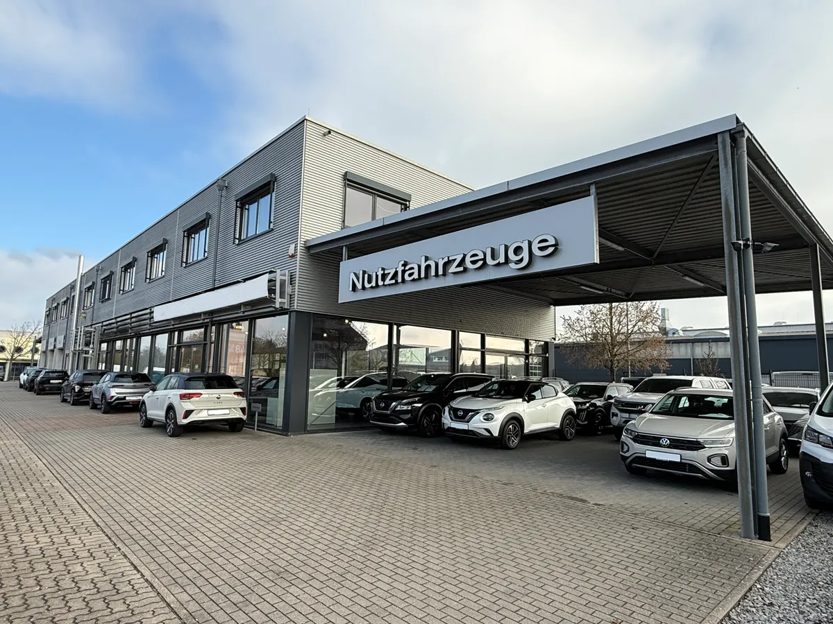 Neubau Autohaus